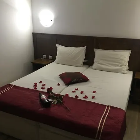 Rest Cherni Osŭm